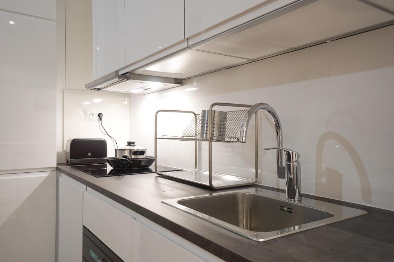 Large Flat At 2 Steps From The Eiffel Tower Apartment Paris Exterior photo